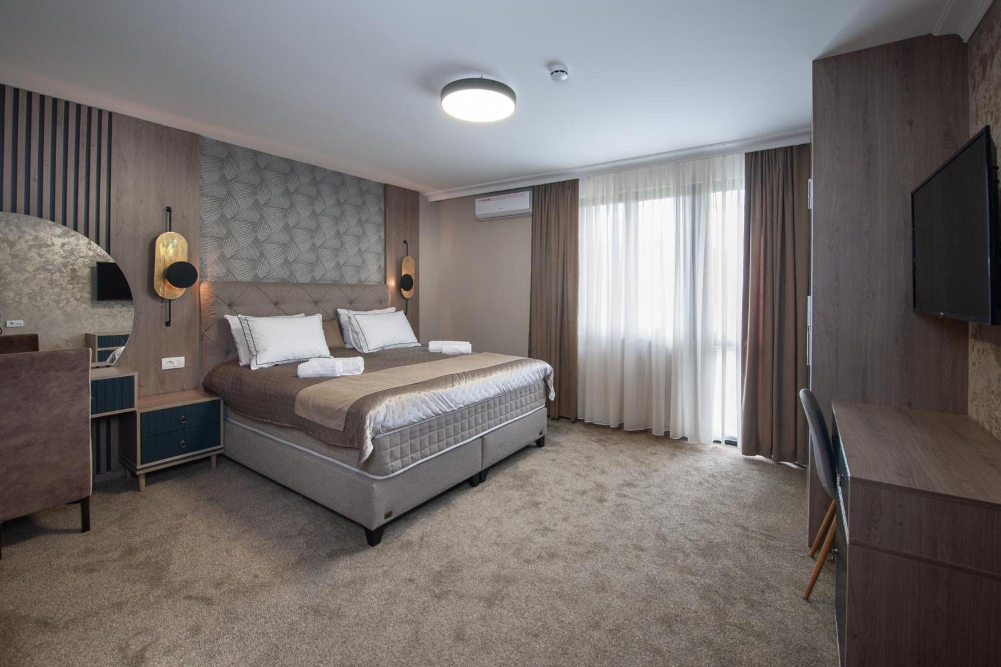 Hotel Kralj 크랄레보 외부 사진