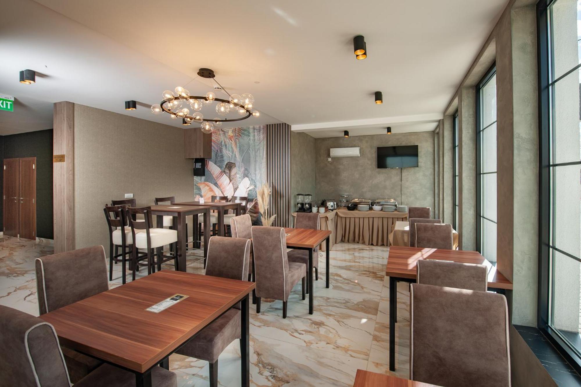 Hotel Kralj 크랄레보 외부 사진