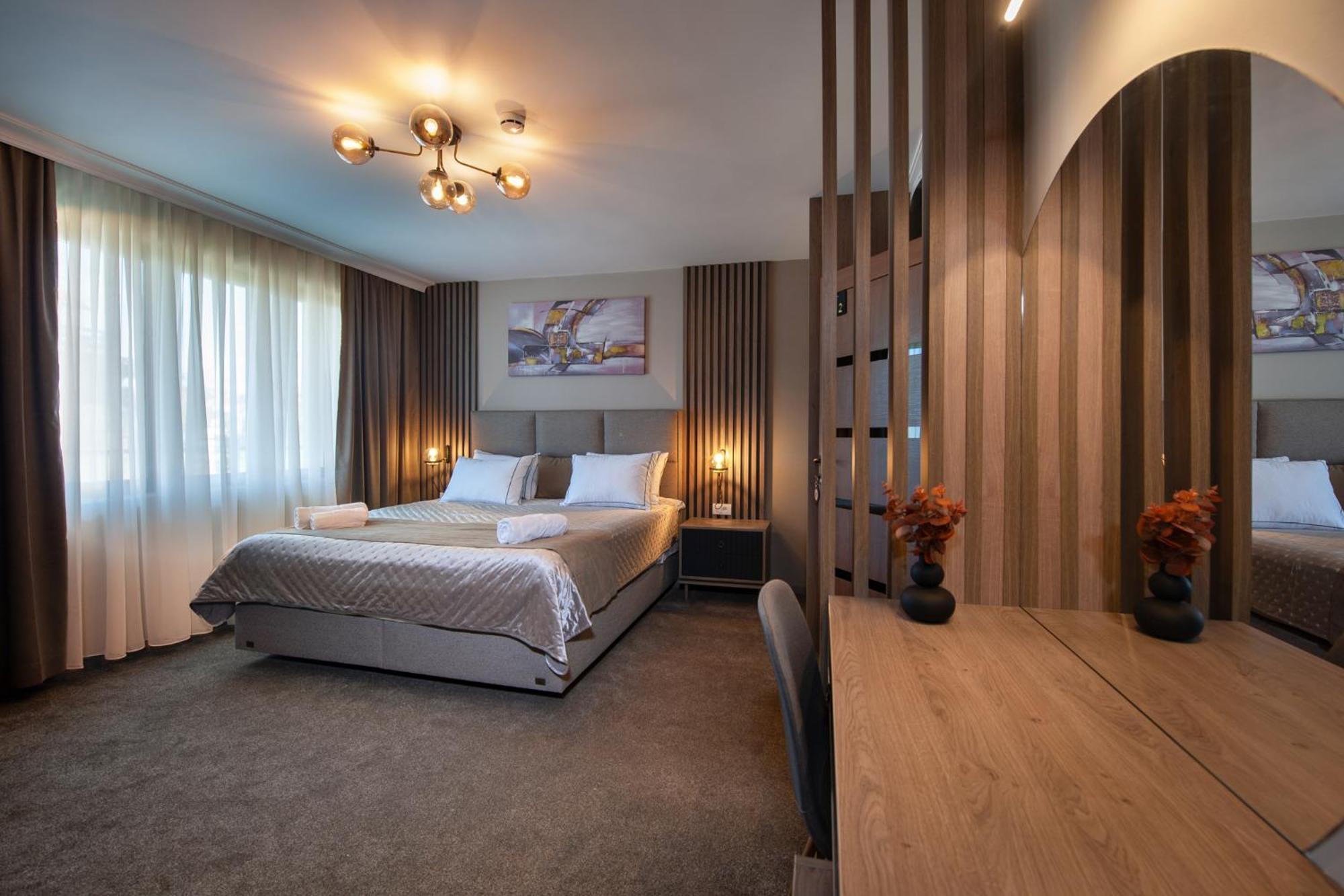 Hotel Kralj 크랄레보 외부 사진
